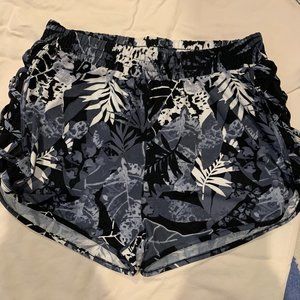 Soft Floral Design Shorts (NWOT)